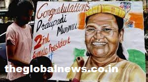Droupadi-Murmu-Indias-first-tribal-president-takes-oath